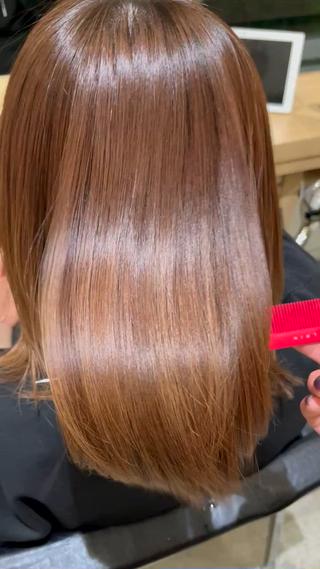 ミディアム 透明感カラー✨🩵 韓国ヘアkanatoのヘアスタイル