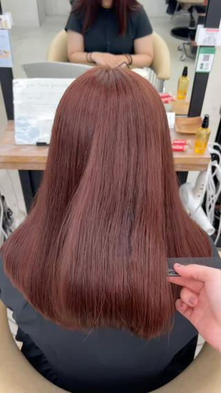 明るめカラーでもツヤ感たっぷりでサラサラに 