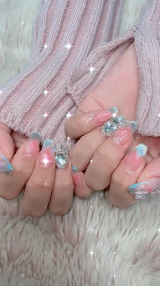 ネイル オーナーネイリスト MAKIのネイルデザイン