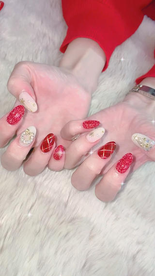 ネイル オーナーネイリスト MAKIのネイルデザイン