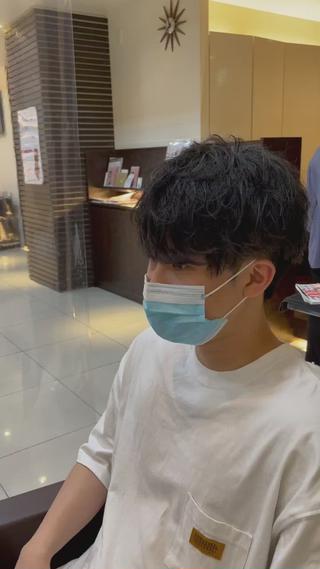 ショート パーマ 静岡/草薙パーマ メンズバレイヤージュのヘアスタイル