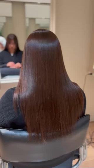 縮毛矯正 潤い、艶髪に!!