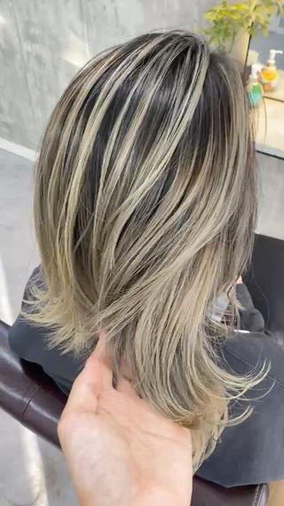 バレイヤージュ,ブリーチ,ダブルカラー,ハイライト,グレージュ,外国人風,シャドールーツ,ギャル,透明感 