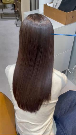 ロング SARA 【大阪梅田】のヘアスタイル