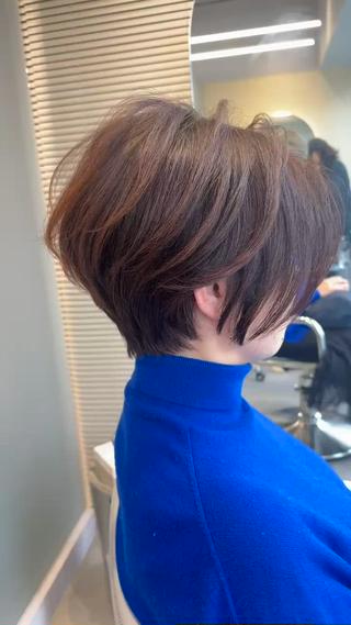 ショート 美才治 秀欣 (ビサイジ ヒデキ)のヘアスタイル