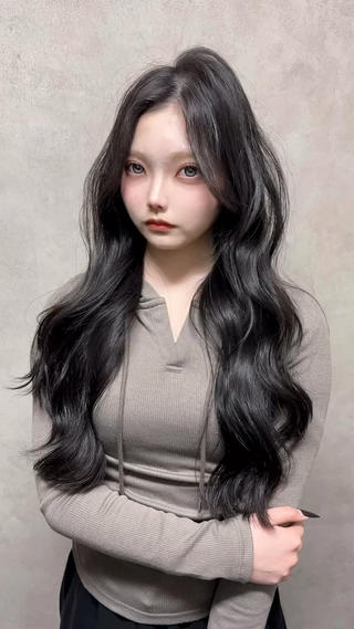 ワンカラーでつくる

透明感カラー 