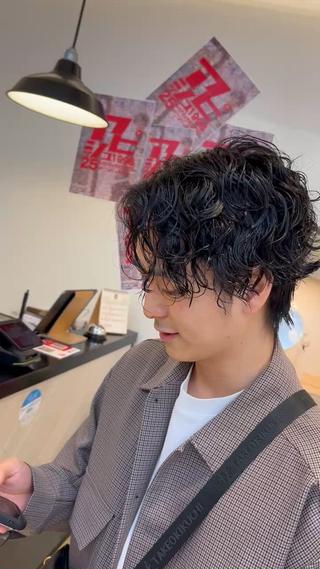 ショート メンズパーマ 岩成健志郎のヘアスタイル