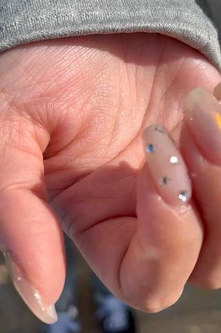 定額ネイルデザイン

料金
ご新規様    ¥3500
2回目以降 ¥4500

●松山市来住町マンツーマンネイルサロン
●朝は最短9:00〜施術可能です
●お子様連れ可能サロン
●駐車場完備
●Netflix/prime Video視聴できます
●現金/クレジット/ID使えます 