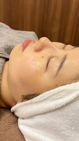 【美容鍼＋ララピール 最強の組み合わせ】

小顔と美肌を同時に叶える
土台から綺麗になりたいならこちらのメニュー 