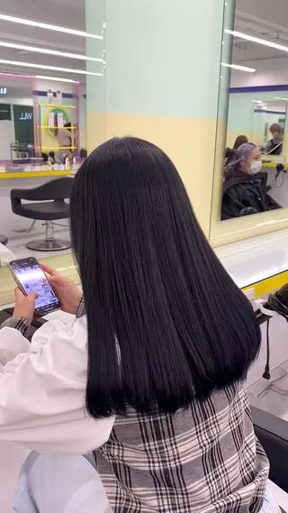 ロング 肌なじみベージュ 🦋azu🦋のヘアスタイル