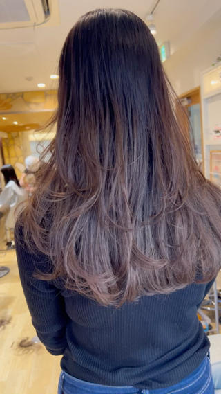 ロング 渋谷ハイトーン/ デザインカラー阿部のヘアスタイル