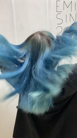 【ターコイズブルー】
#ダブルカラー　#ブリーチ2回以上必須
#ターコイズカラー　#ターコイズブルー
#ブルー 