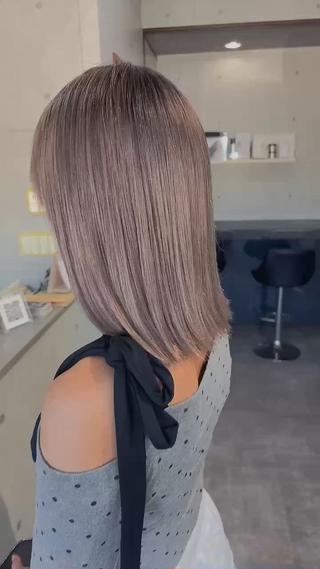 気に入ったスタイルは「ブックマークする」ボタンを押して、ご来店時ご提示ください】切りっぱなしロブ,抜け感,くせ毛カット,小顔ボブ,ショコラベージュ,ヘムライト,かき上げ,くびれヘア,ミニウルフ,イヤリングカラー,ミニボブ,インナーカラー,アンニュイ