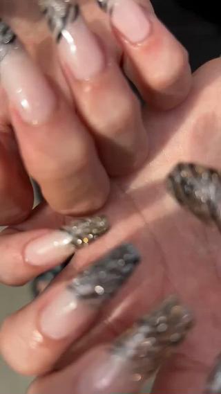 他店様のチップそのまま使用してるのでそのままの場合形が少ししか変更できないです 