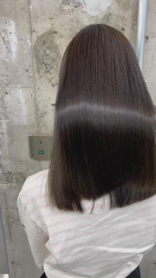 こんな方はお任せください
・髪を綺麗に伸ばしたい
・綺麗なカラーにしたい
・ツヤ感が欲しい
・まとまりが欲しい
・髪が綺麗と褒められたい
⁡
⁡
カットカラー＆リンゴ幹髪質改善トリートメント ￥12000～
カラー＆リンゴ幹髪質改善トリートメント￥11000～
カット＆リンゴ幹髪質改善トリートメント￥8500～
髪質改善酸性ストレート＆トリートメント￥18000～
リンゴ幹髪質改善トリートメント単品 ￥7000～

リピート90%超え
リンゴ幹髪質改善トリートメントをオススメしているのはちゃんと理由があります
.
通常のトリートメントに比べて持ちが2倍以上あり、トリートメントをしてもらう度にケラチン結合が起こるので土台からどんどん綺麗になれるからです
.
癖でお困りの方はまずは髪質改善ストレートがオススメです。
.
ツヤが出て手触りが復活していくのでお手入れも楽になります
.
乾かすだけで褒められる髪質にチェンジしていくことが出来る数少ない技術です。
.
実はさらに得意なのはカットです。
スキバサミを極力使わずにカットするので毛先のまとまりが目に見えて違ってきます
僕のスタイルがなぜこんなにも綺麗に見えるのか、その秘密はカットにもあります
.
丁寧なヘアケアと丁寧にするカット、そして透明感のあるカラーの組み合わせは最強です
.
#天王寺髪質改善#天王寺カラー#髪質改善天王寺#カラー天王寺#天王寺トリートメント#髪質改善トリートメント#髪質改善ストレート#大阪髪質改善#大阪トリートメント#大阪酸性ストレート#大阪カラー#梅田カラー#梅田トリートメント#梅田髪質改善#梅田#カラー梅田#髪質改善梅田#ブリーチ無しカラー 