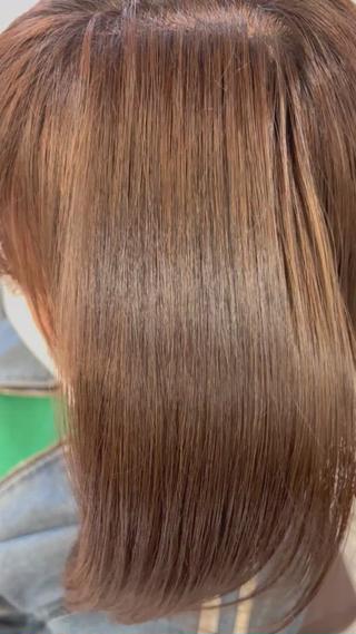 ブリーチ毛で傷んでしまっていても
しっかりおさまります！！
髪質改善カラー 