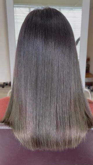 カラーによるダメージがある方にこそ
髪質改善おすすめです 