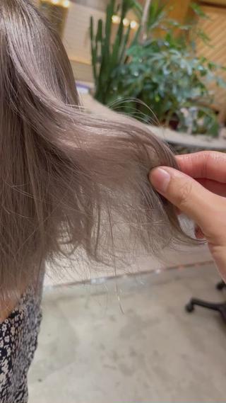 ブリーチ2．3回は必要かもしれませんが、最高に綺麗です！ 