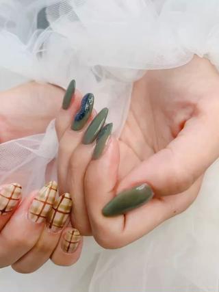 チェックネイル 