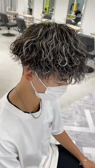 カラー パーマ メンズ 新宿【メンズパーマ】 塩澤太一のヘアスタイル