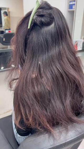 毛先ブリーチ履歴4回

全体カラー履歴

コテ熱やけ

髪質改善　美髪矯正　弱酸性ストレート

どんな履歴でもカウンセリング時にご相談していただきそこからしっかり提案させていただきます 