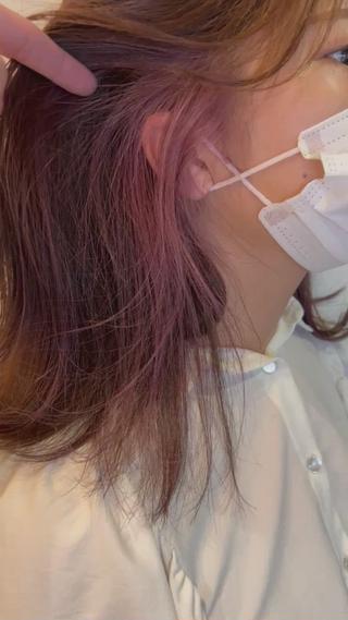 イヤリングカラー
攻めすぎずかわいいスタイル 