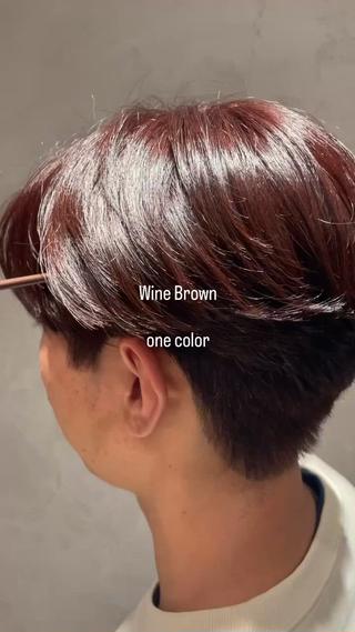 【Wine brown】

光の当たり具合で赤が強調されて可愛いです‪･ﾟꫂ ၴႅၴ 