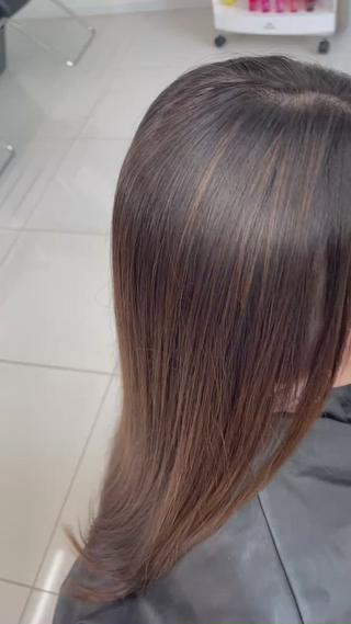 ミディアム カラー ⭐️無料！カット モデル募集⭐️夕貴のヘアスタイル