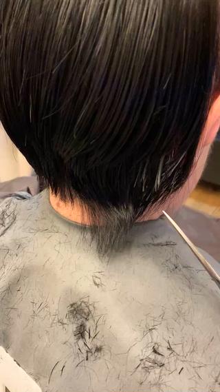 襟足の処理( ´•ω•˘ )✧︎
ディスコネもいいけど
こんなふうに
テクスチュアライジングをこだわってるぞぉ◝(●˙꒳˙●)◜ 