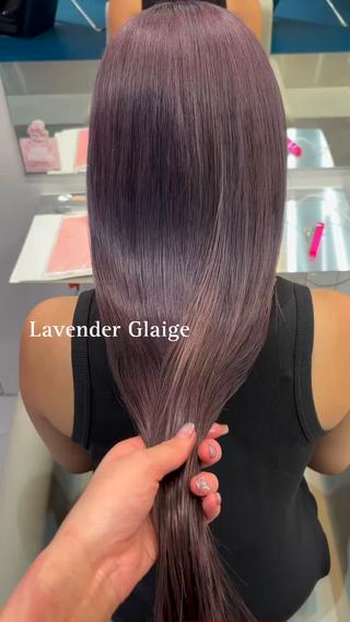 ラベンダーグレージュ
ほんのりピンクも入ってます

ブリーチ１回~ 