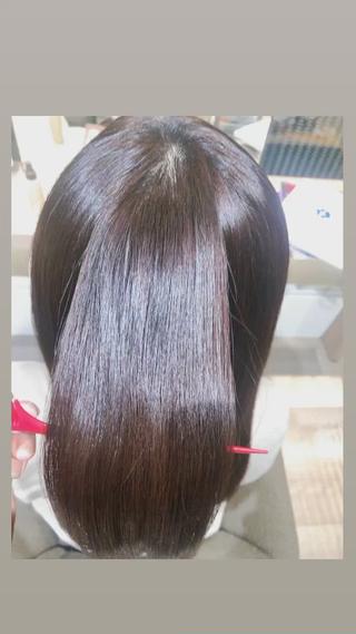 縮毛矯正とミネコラトリートメントで極上のツヤと仕上がり
絶対にして後悔しません
喜んでいただく自信があります 