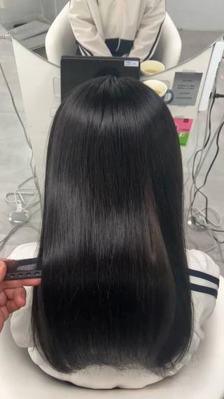 ロング door white hideのヘアスタイル