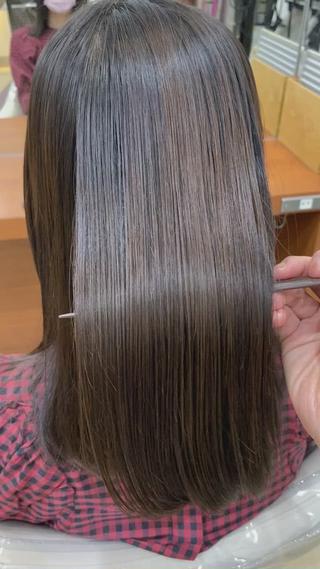 【お客様の1番素敵なスタイルを見つけます。】 
【自分に似合うスタイルがわからない】
【髪の広がりが気になる】
 【思い通りのセットが出来ない】

【髪のクセが気になる】
などの悩みは是非僕にお任せください！

特に髪質改善、縮毛矯正やストレートパーマ得意です！ 
 
そして今なら大人気の、
弱酸熱トリートメント
そして不動の人気を誇る、
髪質改善縮毛矯正
取り扱っております。

他にも立体感のあるパーマ、カラーも得意としてます。

これから髪のお手伝いさせていただけませんか？

是非私に担当させてください！
＊
髪の相談やご予約はDMで連絡お待ちしています！！
 #縮毛矯正#二子玉川縮毛矯正#世田谷縮毛矯正#髪質改善#二子玉川髪質改善#世田谷髪質改善#自由が丘縮毛矯正#自由が丘髪質改善#弱酸熱トリートメント#二子玉川弱酸熱トリートメント#世田谷弱酸熱トリートメント#トリートメント#二子玉川トリートメント#世田谷トリートメント#東京美容室#二子玉川美容室#自由が丘弱酸熱トリートメント#二子玉川パーマ#二子玉川カラー#二子玉川カット#ストレートパーマ#酸熱トリートメント#ennic#東京縮毛矯正#東京髪質改善#東京トリートメント#二子玉川#自由が丘#酸性ストレート

 