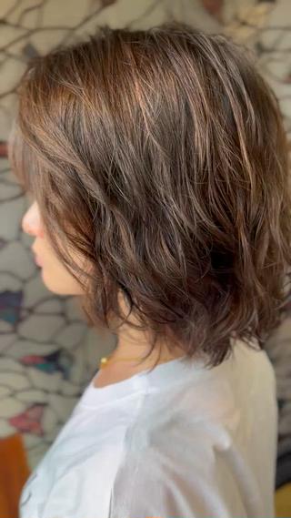 ミディアム DILL大通り所属・札幌初コテ巻きパーマ 🍁和田洋🍁のヘアスタイル