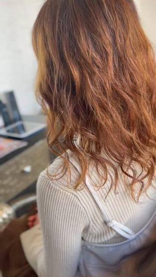 セミロング DILL大通り所属・札幌初コテ巻きパーマ 🍁和田洋🍁のヘアスタイル