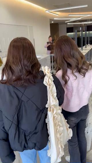 セミロング earth新国道 ナナ🌱のヘアスタイル