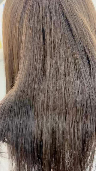 透明感抜群グレージュ 