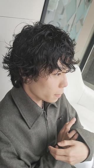 ミディアム ⭕鏡のような劇艶/ 賀川サトシ⭕️のヘアスタイル