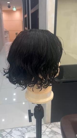 パーマ Earth 重本隆之介のヘアスタイル