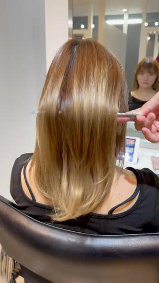 複数回ブリーチして痛んでる髪の毛でもここまで艶でます️ 