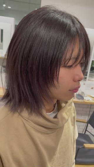 インナー黒染めからのワンブリーチでグレー 