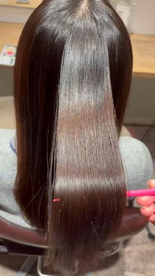 ロング ふじたしの/湘南台 ハイライト/カラーのヘアスタイル