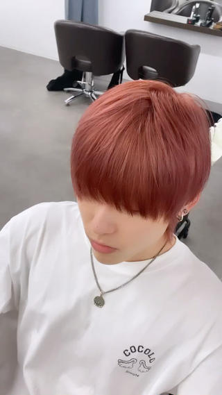 ショート カラー ヘアアレンジ メンズ ハイトーン特化🌟 カワシマシュンスケのヘアスタイル