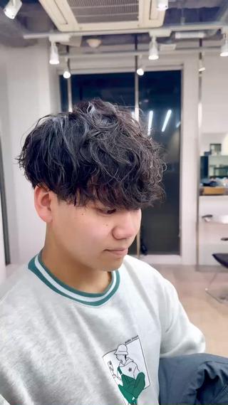 大人気のシャドウパーマです 