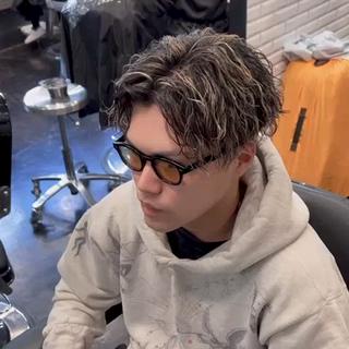 ツイストスパイラル×センターパート×メッシュ 