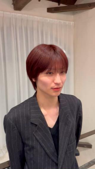 ほんのり赤みを出したCherry brown color
ブリーチなしでも可能です
メンズも歓迎してますのでご連絡お待ちしております！ 