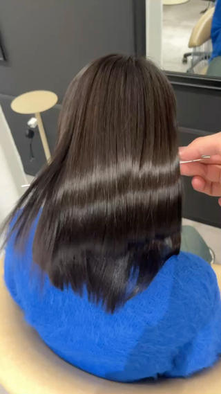 セミロング tronc所属・美髪"縮毛矯正" 別所レイヤ【なんば】のヘアスタイル