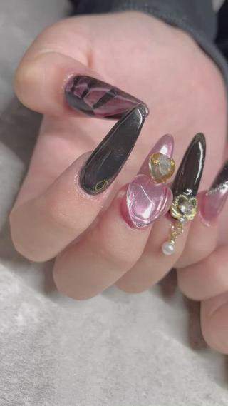 ネイル Y's nailのネイルデザイン