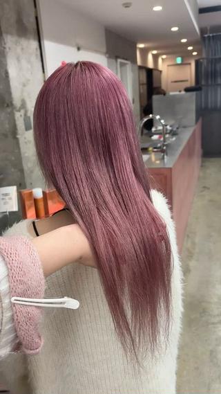 セミロング 鈴木瑛里／ブロンド ベージュ／男女のヘアスタイル