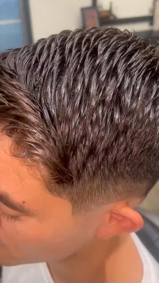 やりすぎてないのに、しっかりカッコイイ
大人のローフェードです！ 